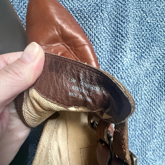 Frye Ray Belted Bootie 7.5 Brown distressed leather Western Cowboy Festival - Picture 4 of 8